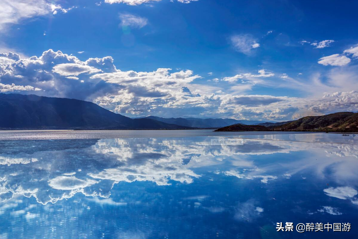 登临苍山，巍峨雄壮，冬末看雪，夏初赏花，原生态自然景观独特