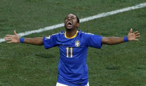 梅洛、红牌、斯内德——简述10年世界杯巴西荷兰之战