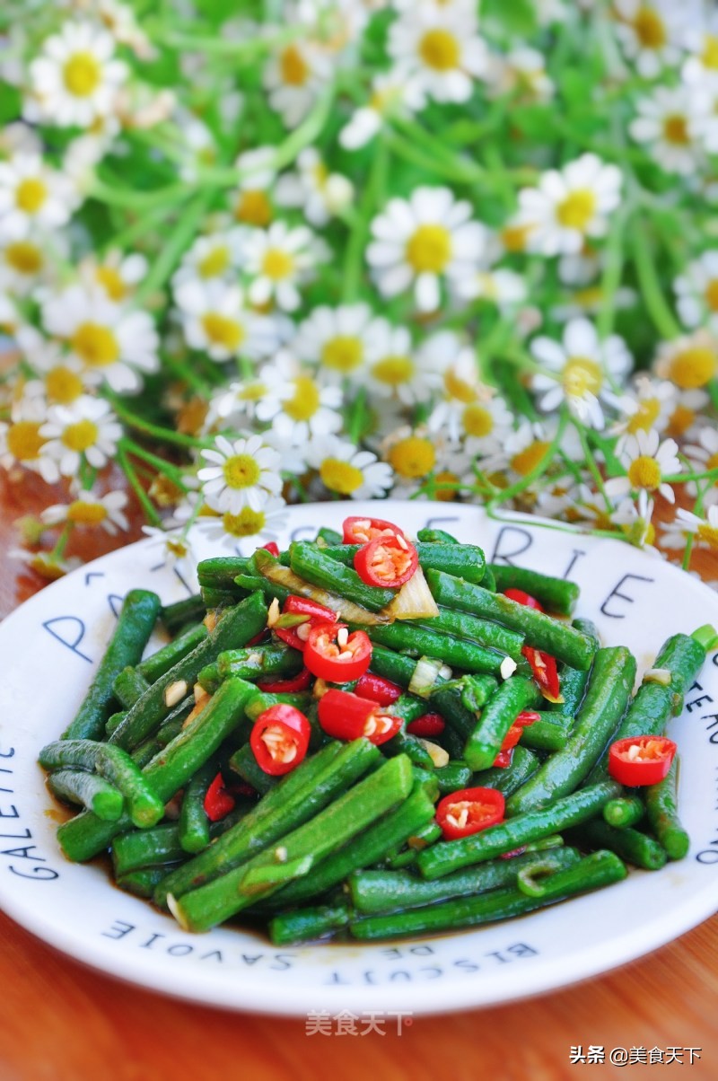 家常豇豆这样做，可以多吃好几碗饭！操作简单，喜欢你就试试吧