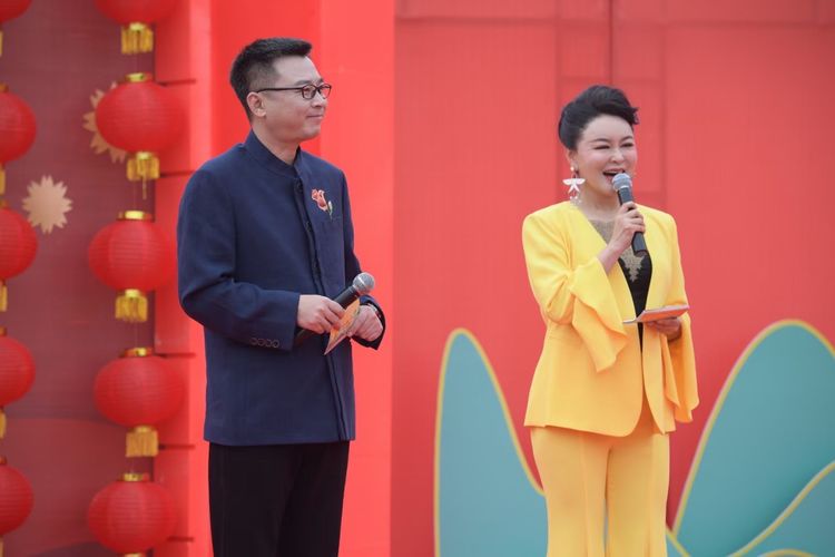 铁肺女王胡艾莲受邀出席参加第四届“中国农民丰收节”庆祝活动