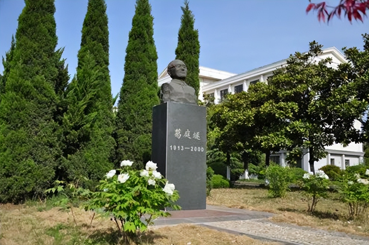 1955年，毛主席對葛庭燧說：你們蓬萊不但出神仙，還出了個吳大帥