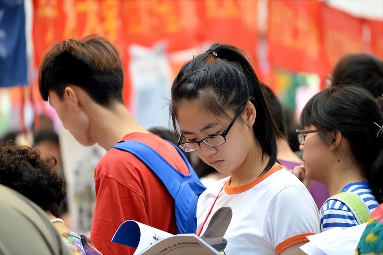 江苏17所野鸡大学，每年都有学生上当受骗，毕业证无人认可