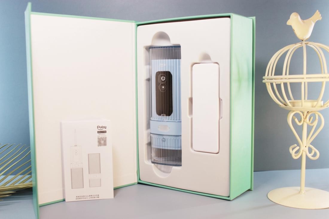 用上Poby小三角便携式冲牙器，远离各种口腔问题