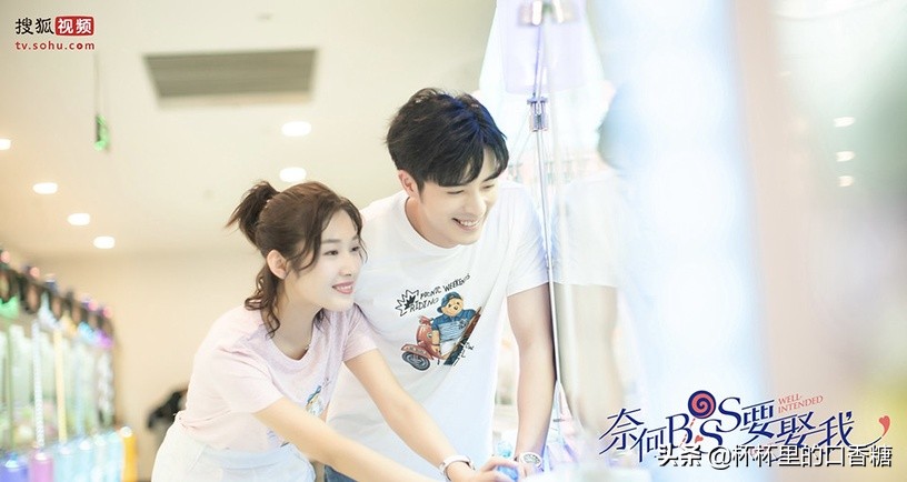 网推一集上瘾甜宠剧！《韫色过浓》首集就亲，《小确幸》23场吻戏