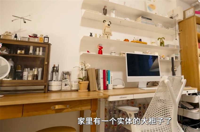 上海姑娘住30㎡居室，却每天睡在壁橱里？看后发觉这样的家很温馨