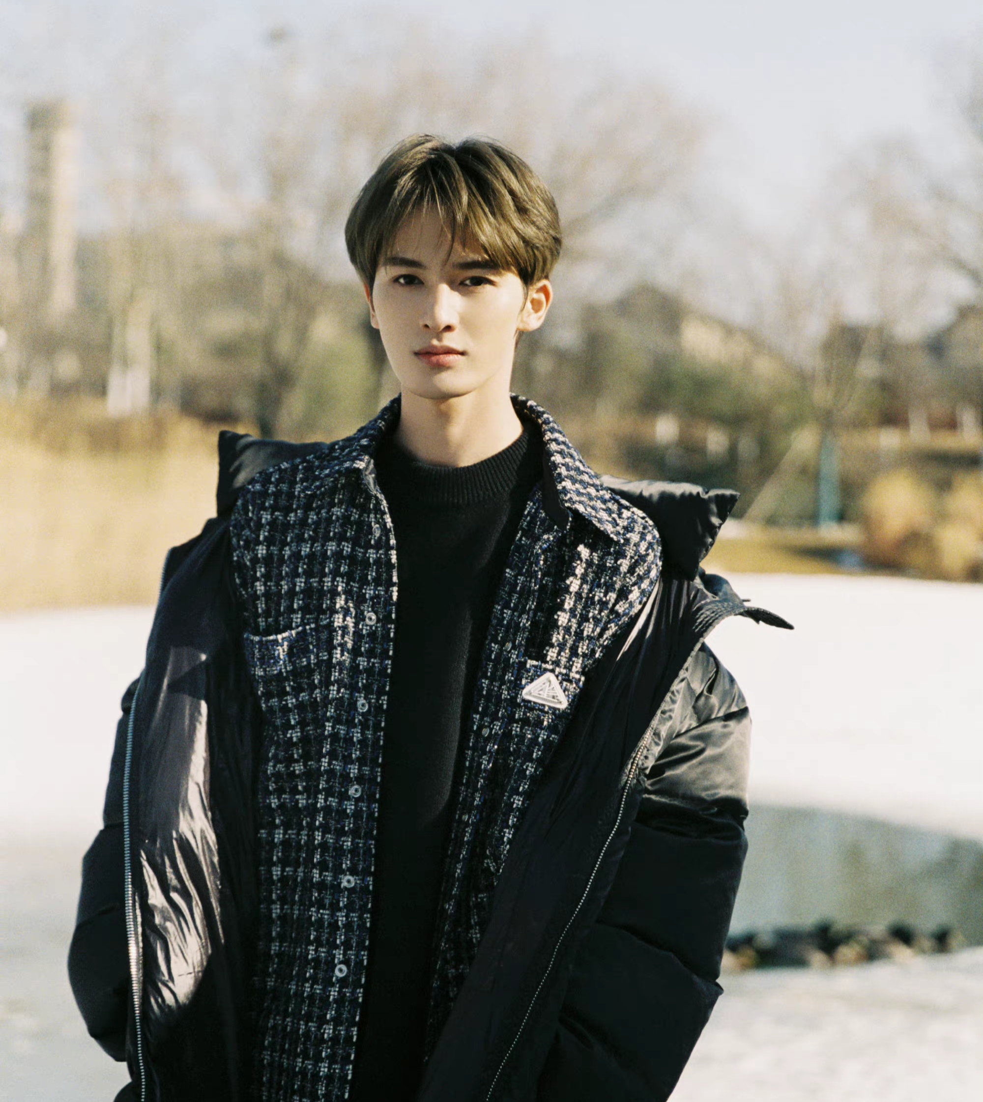 曝26岁男星耍大牌！拍戏迟到怕累怕热态度差，遭副导演怒斥不敬业