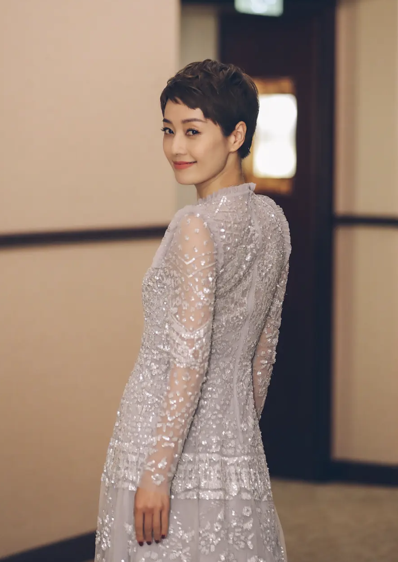 马伊琍：原谅过文章犯错，离婚3年，她已变得高不可攀