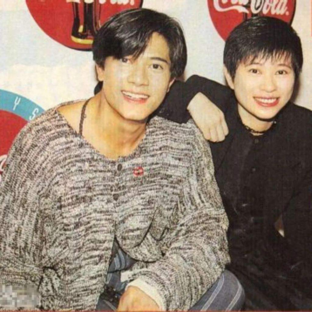 盘点：与经纪人传出恋情的十大明星，有人是真爱，有人是露水情