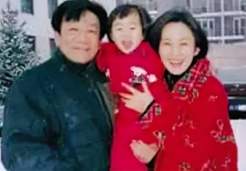侯耀文前妻袁茵，婚內出軌其師侄戴志誠，他們之間有什么恩怨糾葛