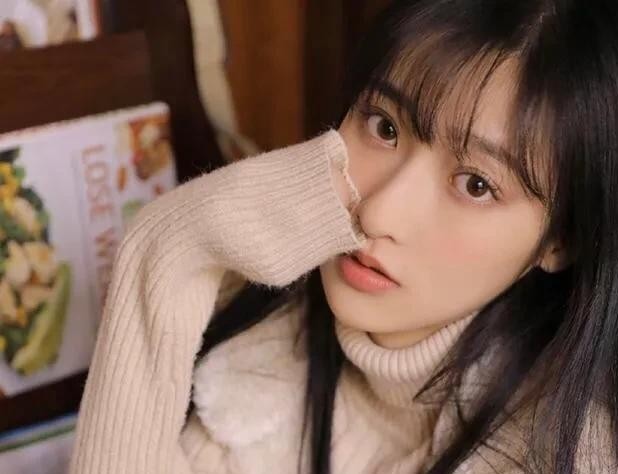 怎样哄女孩子开心？哄女孩子的笑话情话