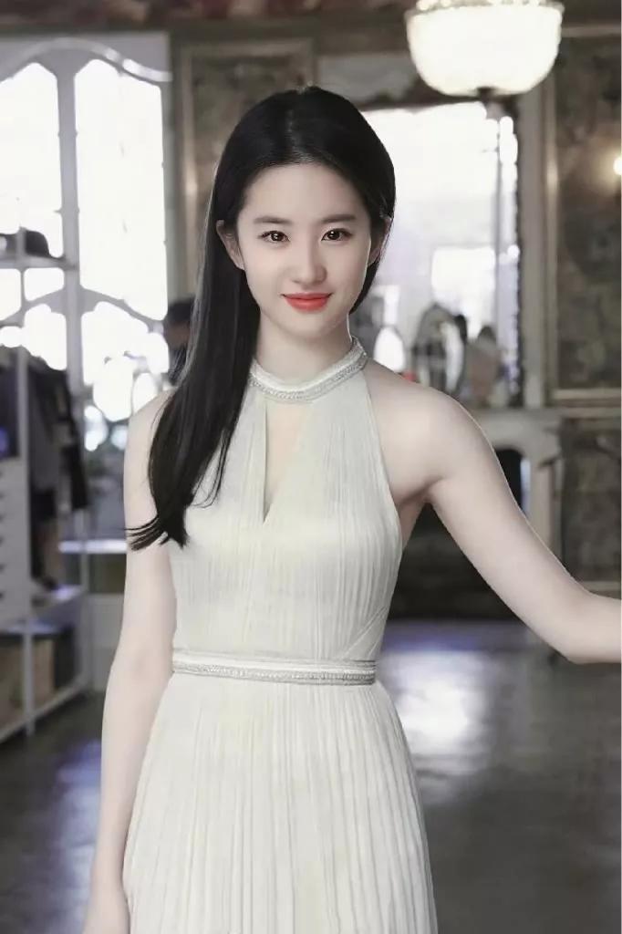 刘亦菲－美女很多，仙女只有一个