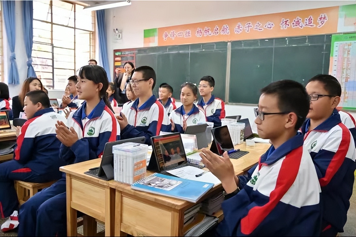 昆明市盘龙区明致实验中学办学特色（一）——271BAY智慧课堂