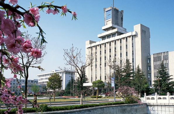 江苏4所高校被点名批评，学历文凭一文不值，光看校名很容易中计