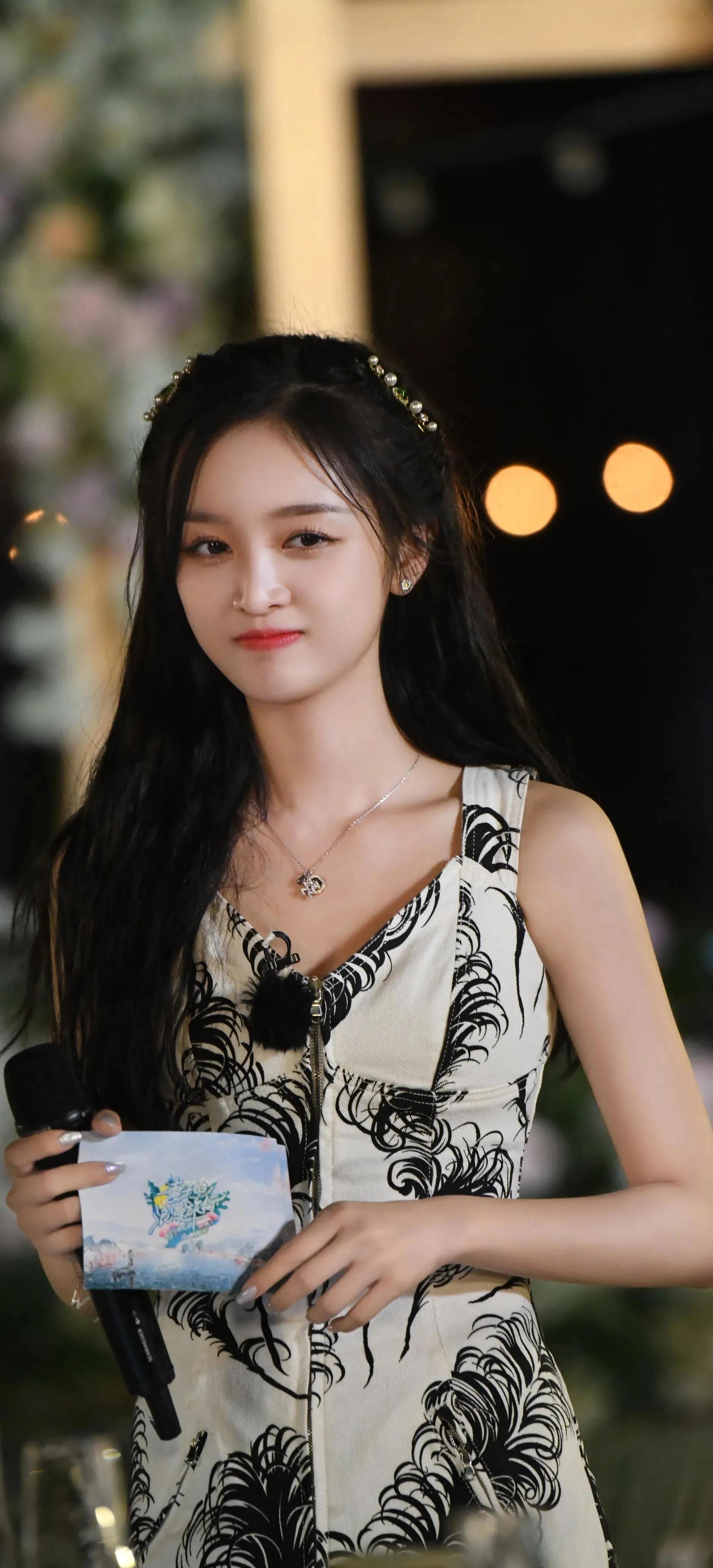 吴宣仪高清壁纸