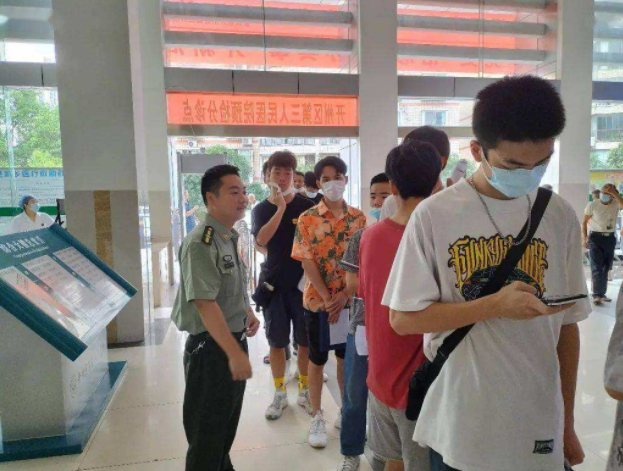 2022年征兵工作开启，学生要提前知晓入伍流程，女兵年龄也有调整