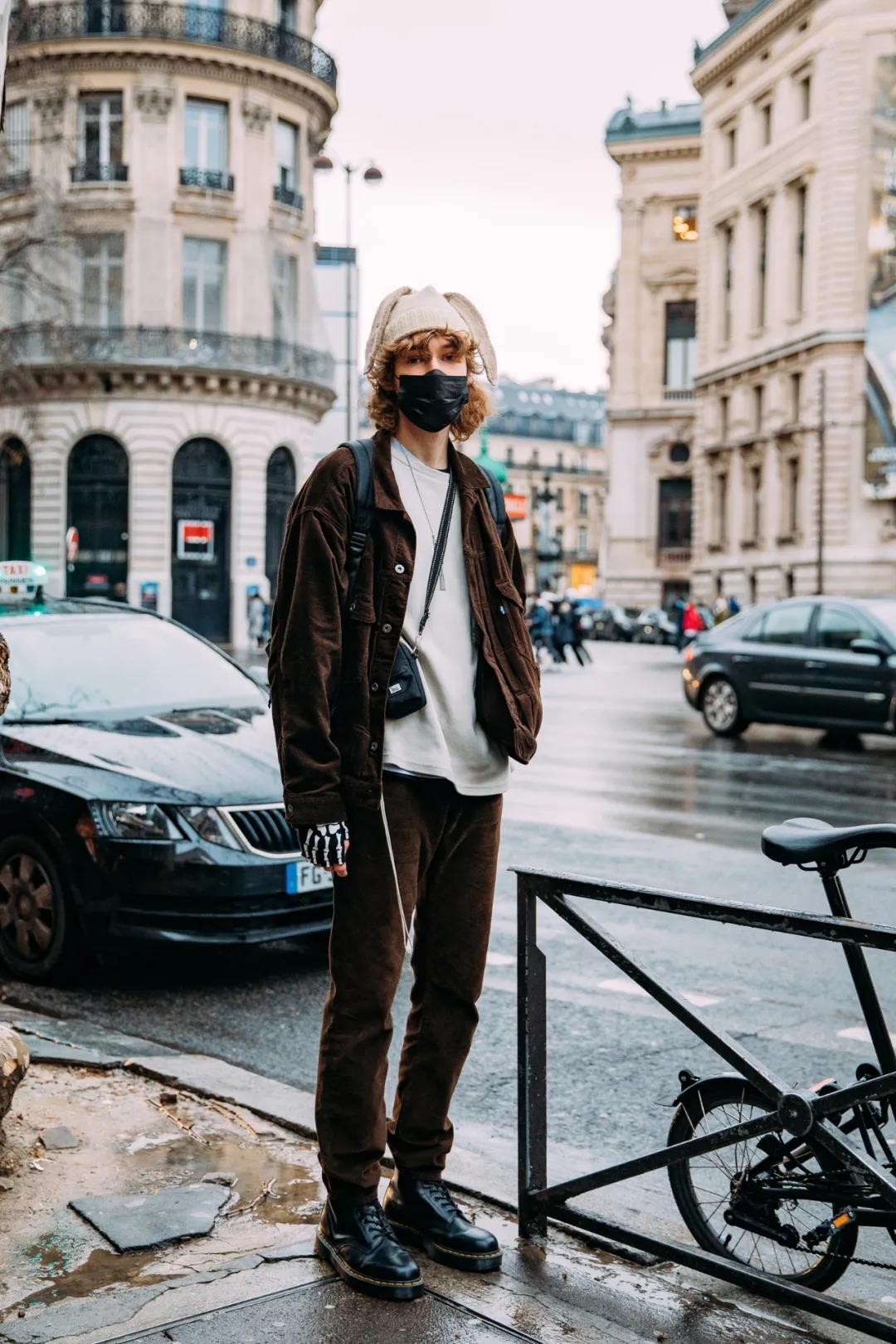 法國路人男的穿搭方式分享，明明是過冬的外套，卻穿出灑脫的氣場| 戀愛小秘書-娜米｜用數據幫你找對象