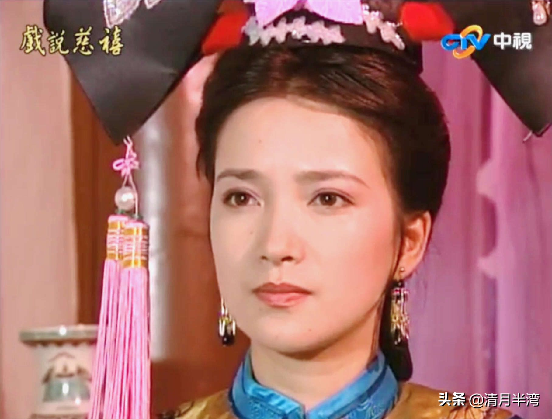 颜值高也不一定驾驭得了旗头装，能上清宫美人榜的，我只服这10位