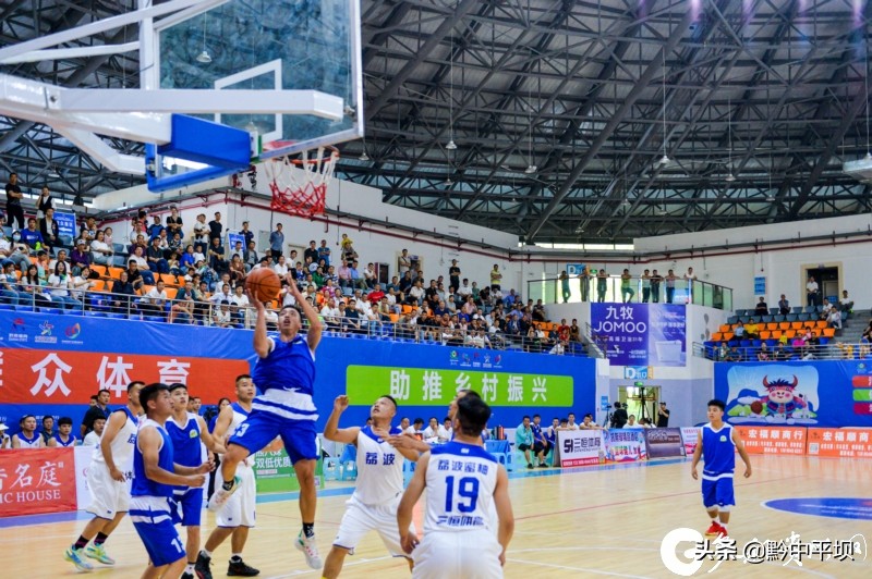 村里的nba有哪些(贵州乡村篮球赛激发共鸣：群众是最闪耀的星)