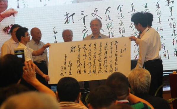 58年田云玉犯错，写了一份特别的检讨，毛主席听后笑得直不起腰来