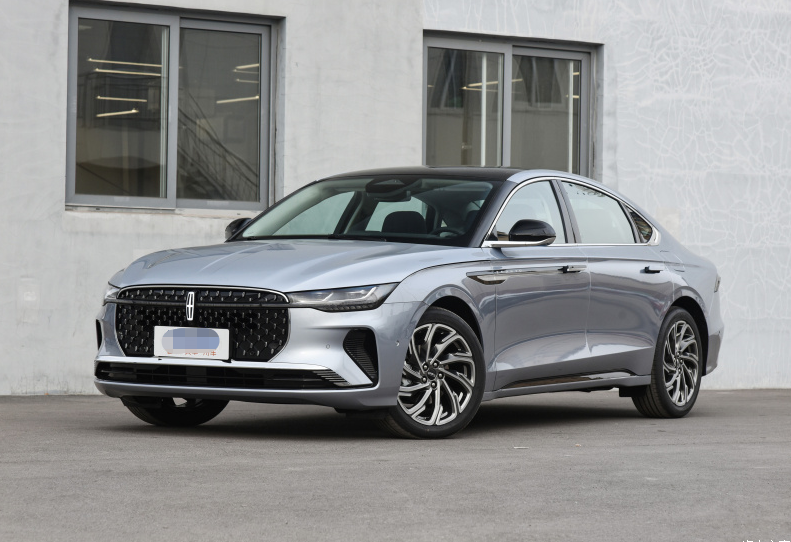 手握30万，开完林肯Z，再试驾奥迪A4L，对比后差距明显