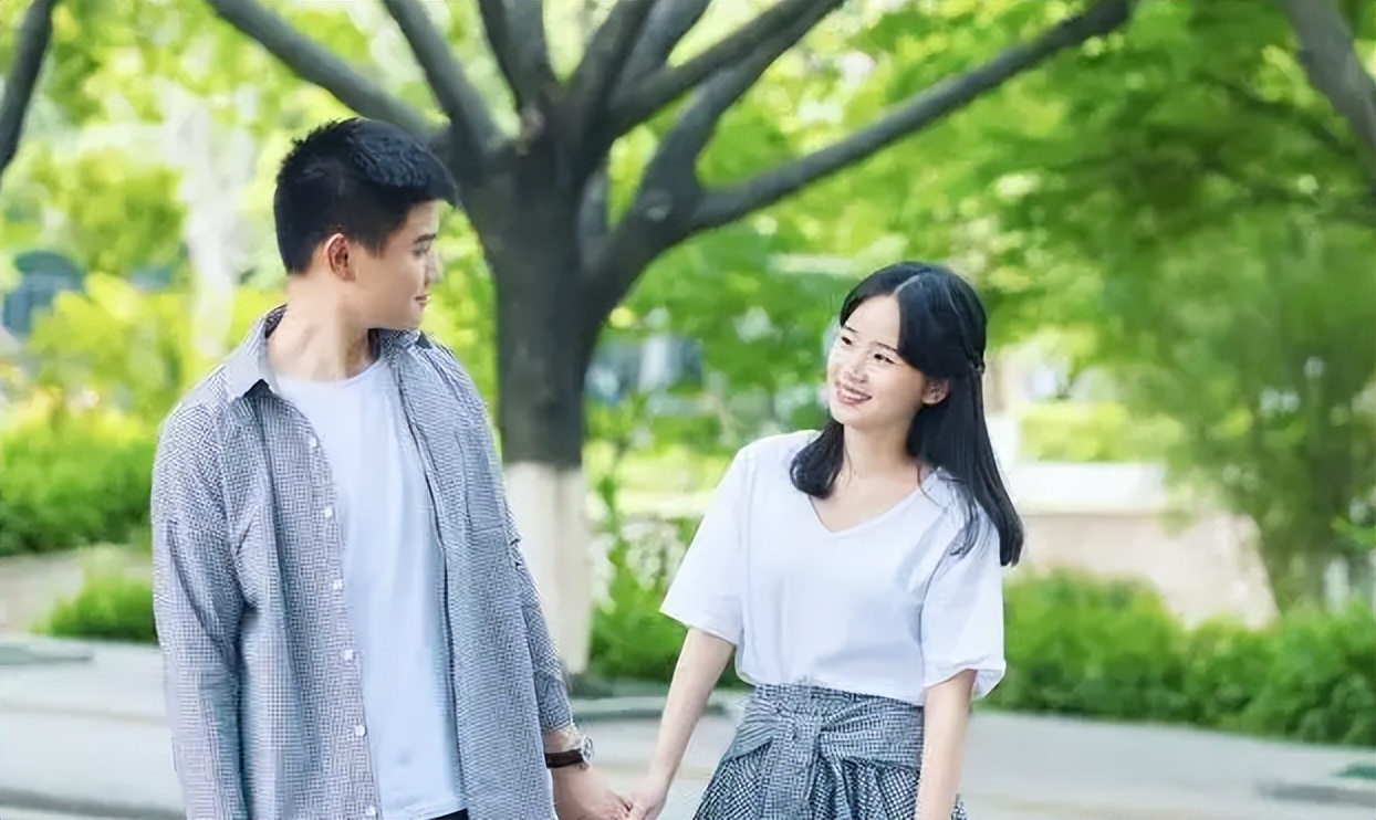 “男生尽量在大学里找对象”，毕业后才懂得，家长的建议有多现实