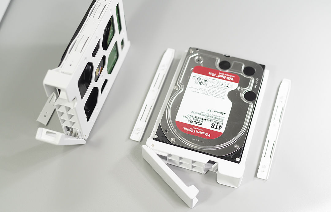 搞定数据迁移，把群晖的资料全部迁移到威联通上！丨西数红盘Plus