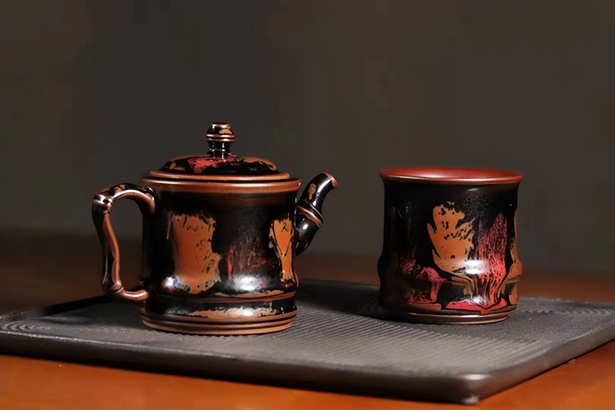 “垕”继有人——茶钧大师李自伟：一壶一世界 方寸显匠心