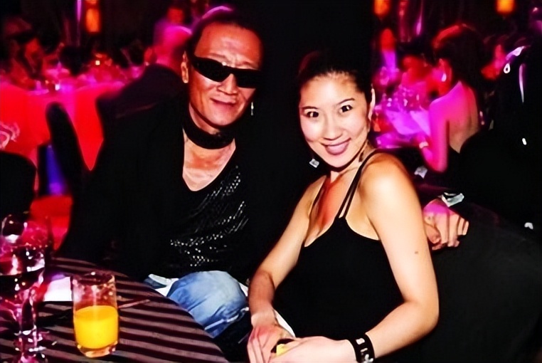 跟了谢贤12年都没结果，最后拿千万分手费的Coco，如今去哪了