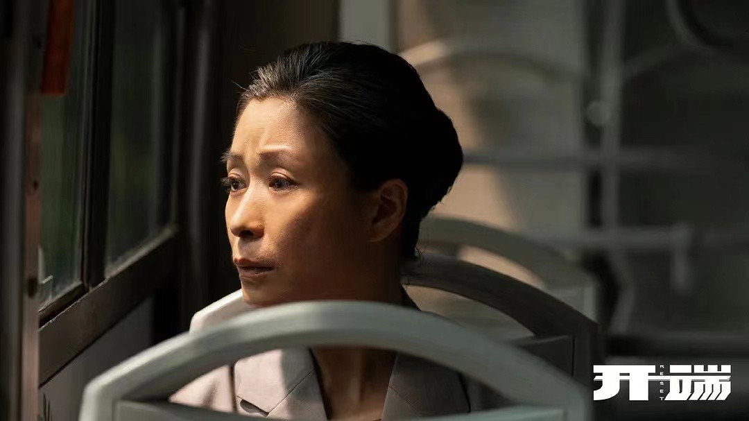 电视剧评分前十，悬疑剧占了5部，《人世间》不是第一