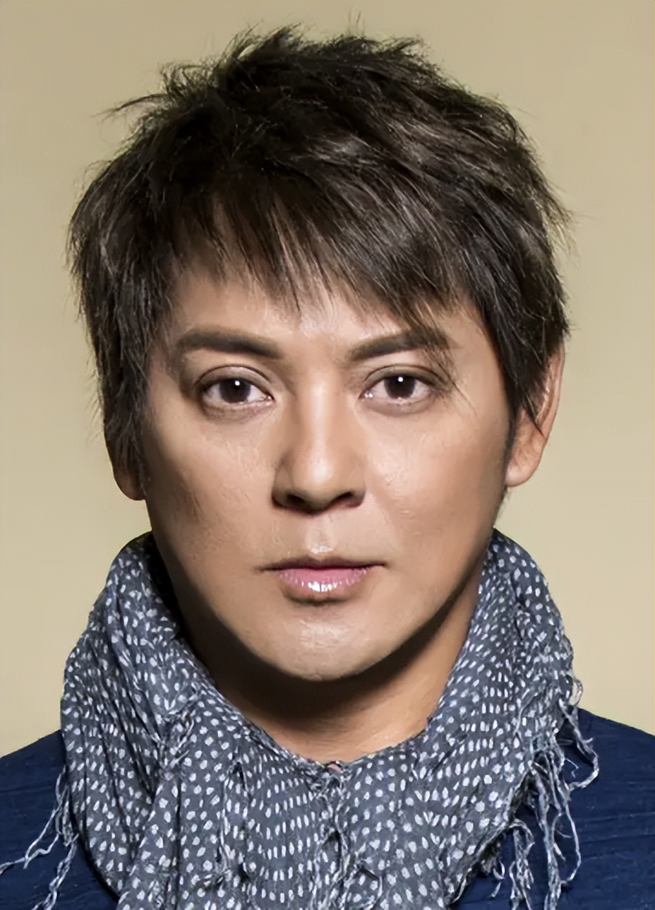 拥有“铜铃大眼”的10位男星，个个都是金刚眼，像开了大眼特效