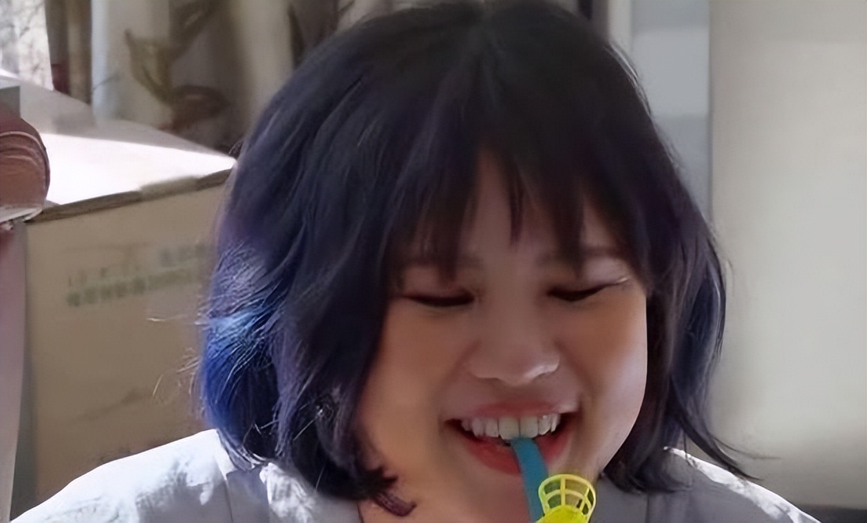 “一笑成名”谢依霖：凭借搞怪火遍两岸三地，一度成为小s接班人