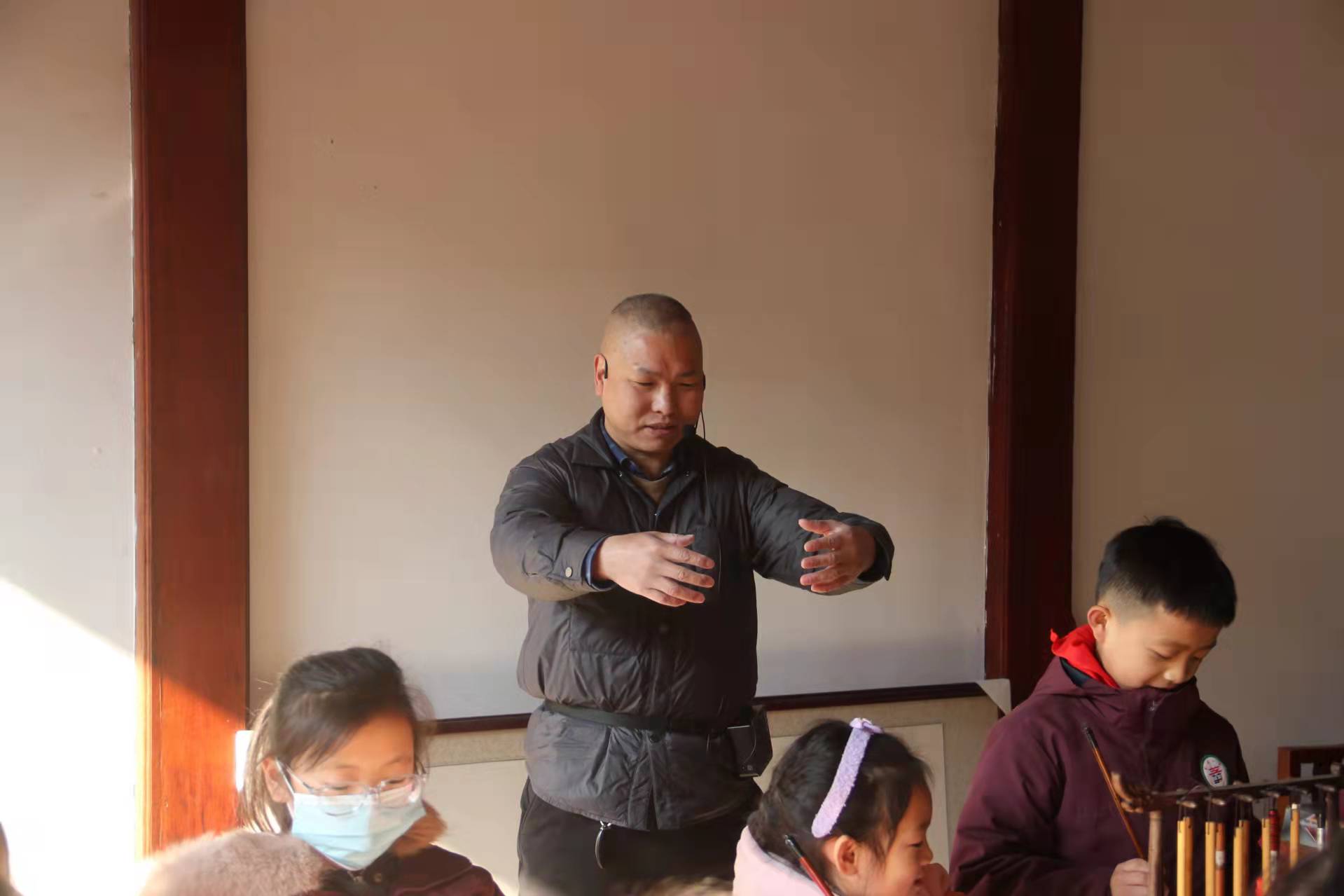 芝英小学冬季研学活动走进芝英古镇天行私塾