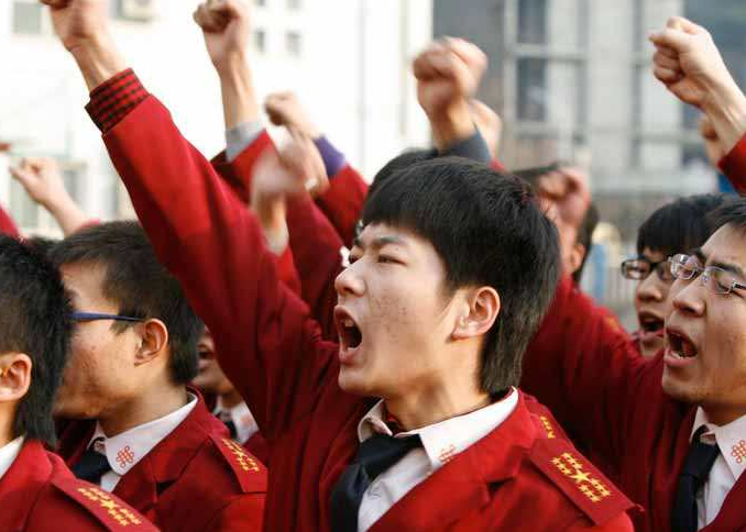 想考警校但成绩不突出，专科院校的提前批次，值得中等生报考