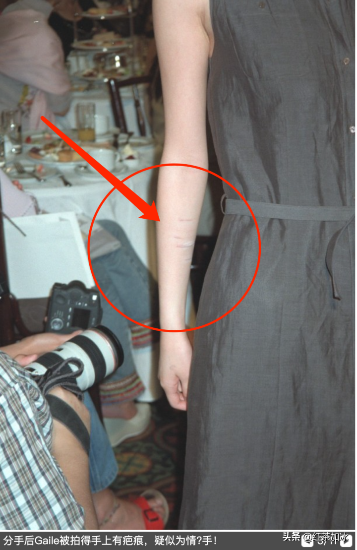 4年花光黎明7.5亿的女人，明知对象是假富豪还要嫁？她在图什么？