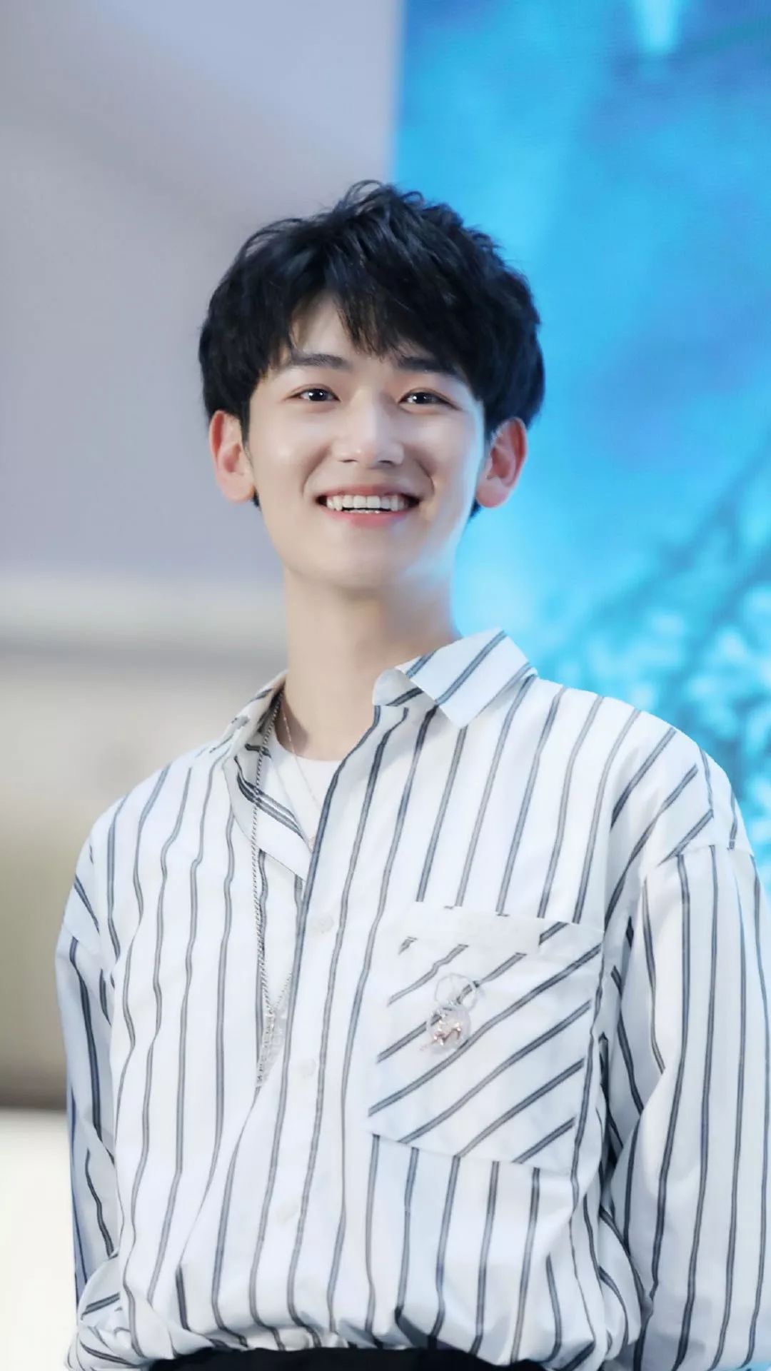 中国内地男演员郭丞活泼率真 网友们觉得他颜值如何可评论关注转发