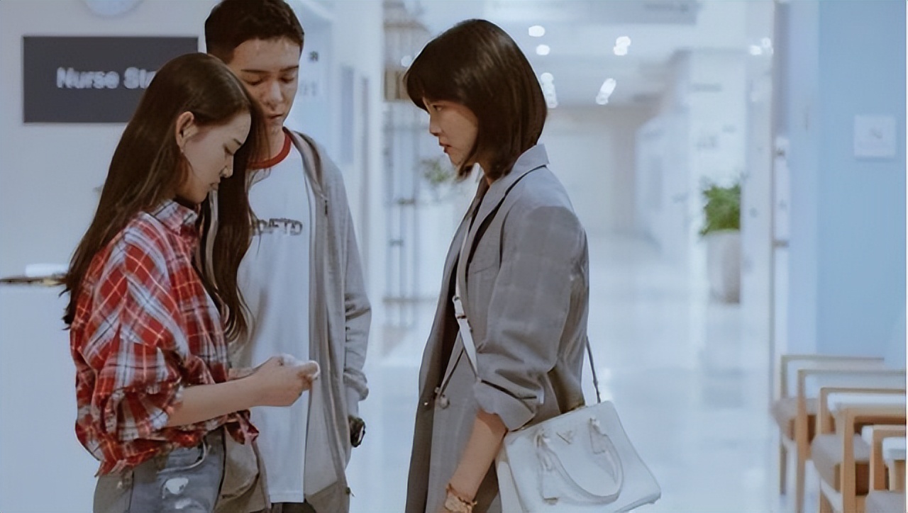 同样演“妈妈”，把张雨绮、殷桃、宋祖儿放在一起，差距清晰可见