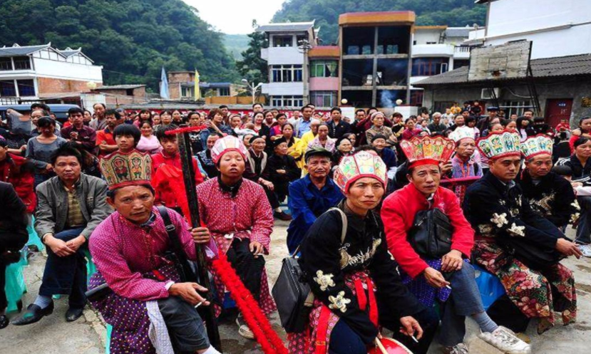 中国有67万“穿青族”人，至今没被纳入56个民族，身份证很特别
