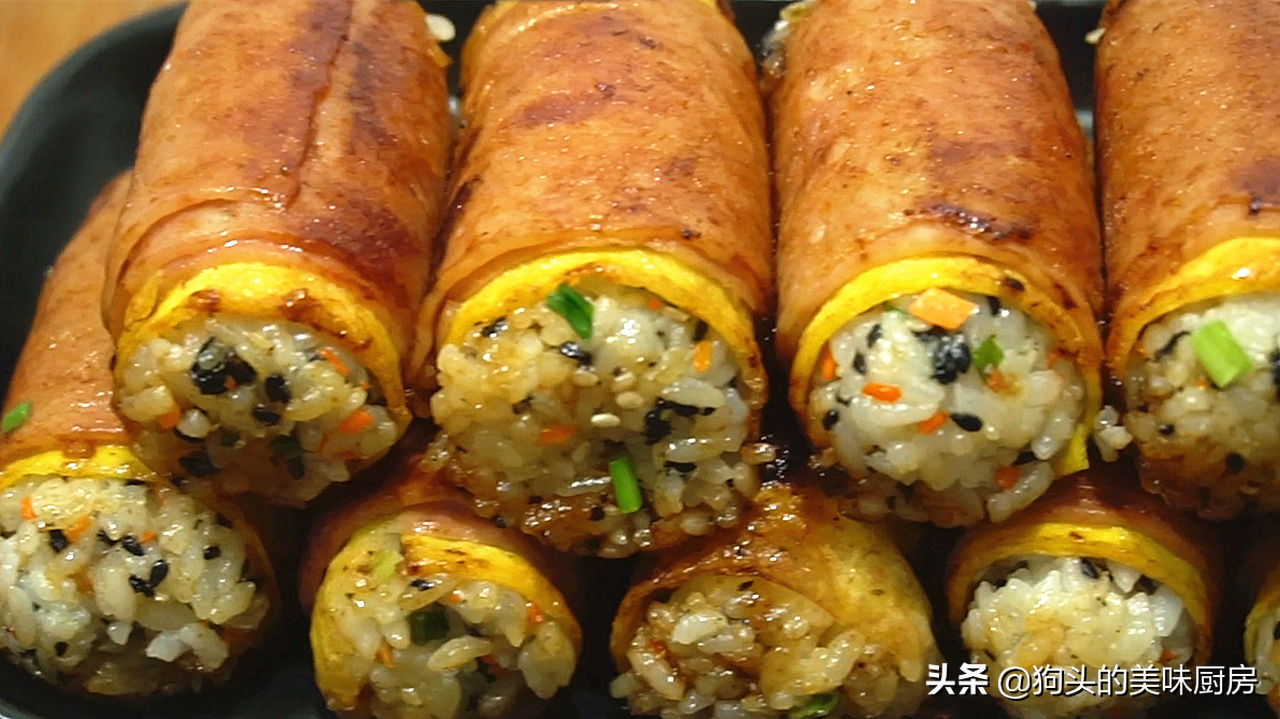 吃不完的米饭试试这样做，加三个鸡蛋，有菜有肉，营养又健康