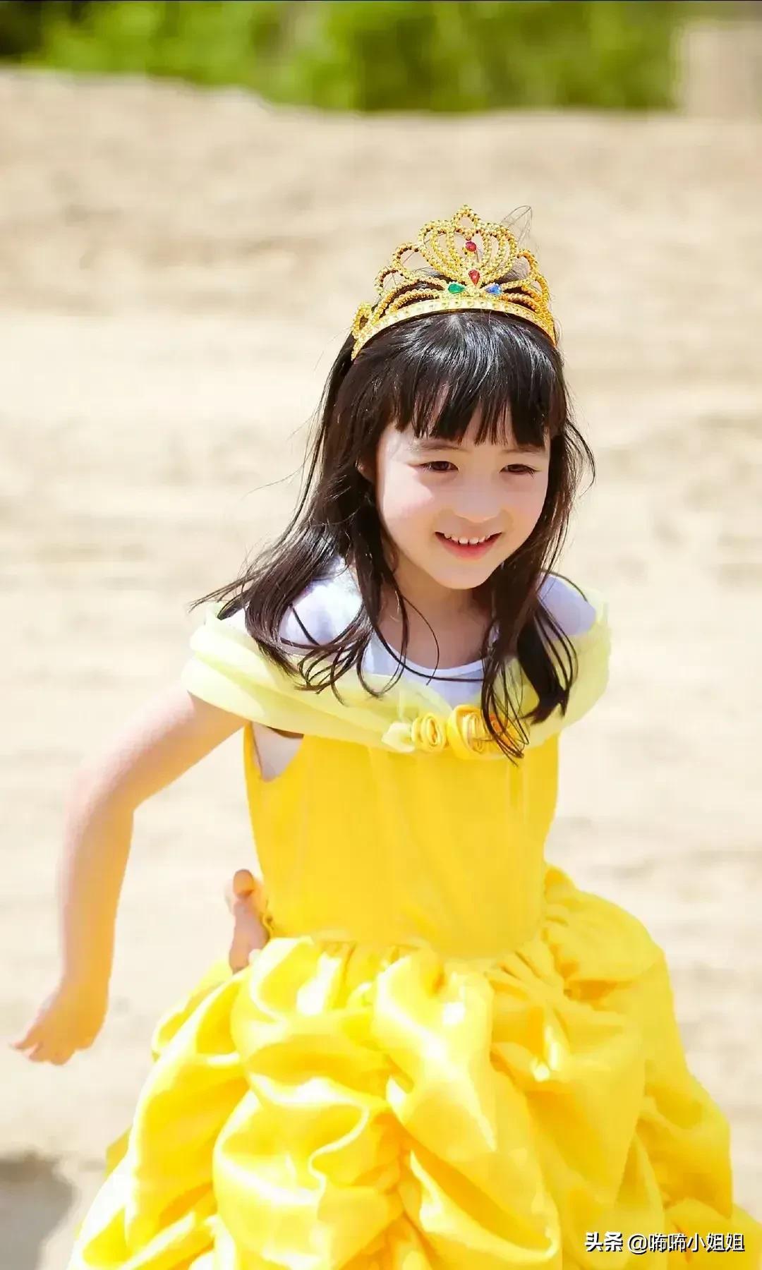 爸爸去哪了的夏天 越长越残。有点男人样。不信你点开看