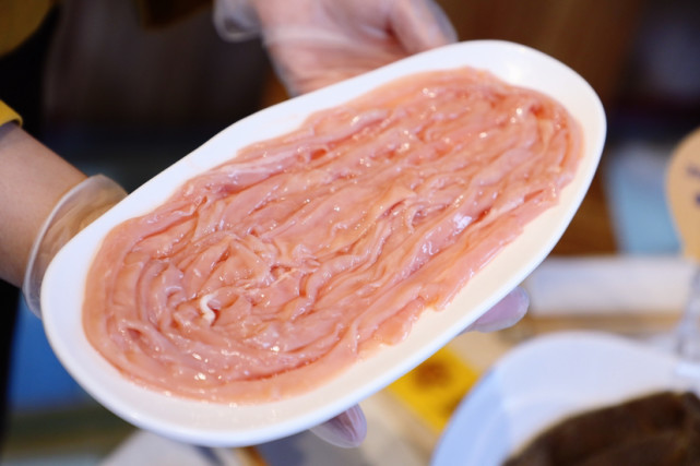 �ı�����ҵ�ġ���Ʒ���塱�ù˿ͻع��й��˳Է���ζ��