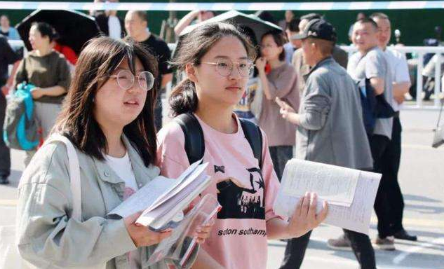 2022高考难度“再创新高”，3大变化要注意，部分考生将无缘本科