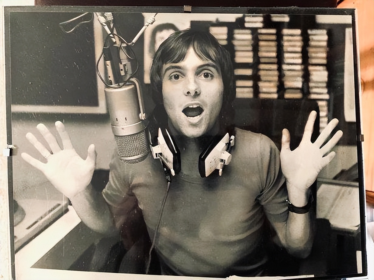 英国媒体回顾戴安娜王妃当年调侃电台主持人趣事