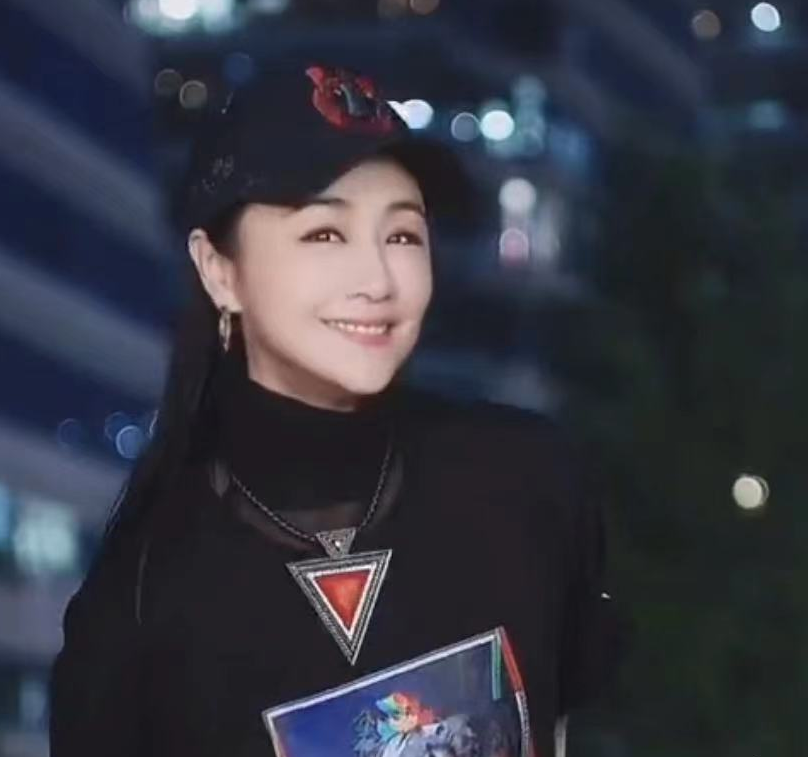 论“最美”主持只服这8位，气质脱俗、走路带风，谢娜等人算了吧