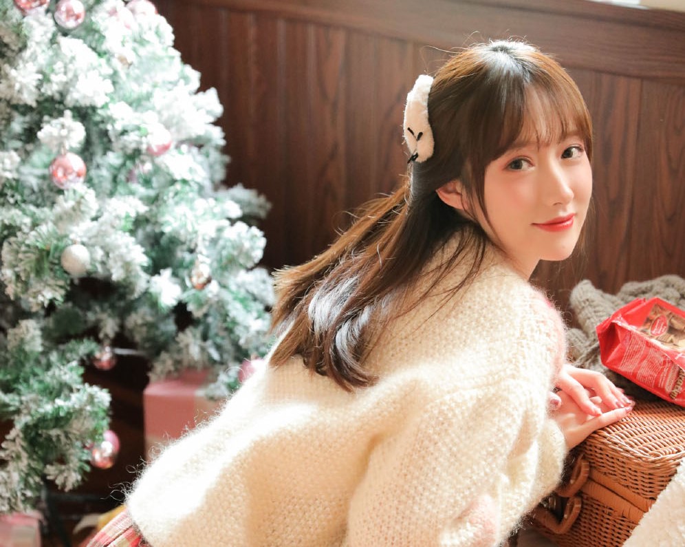怎样哄女孩子开心？哄女孩子的笑话情话