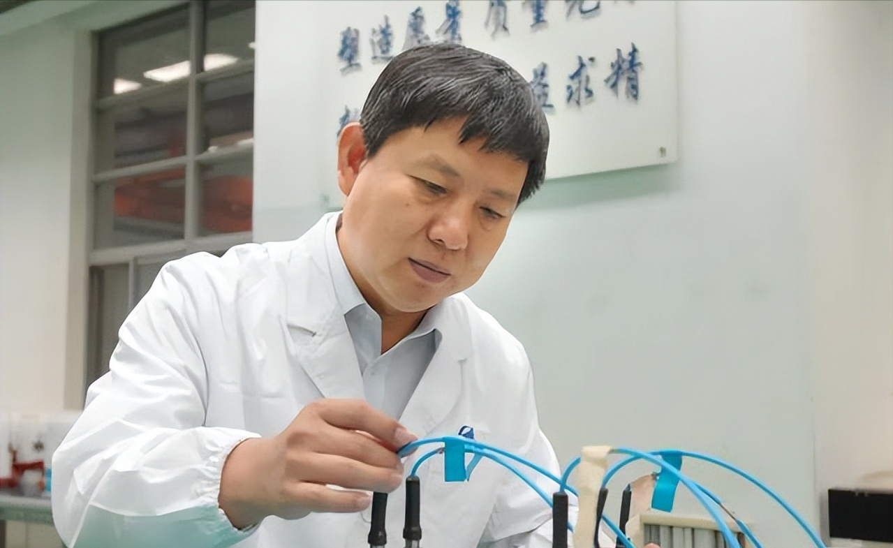 厉害了！郑州大学牵头三家重点实验室，实验室主任全是两院院士