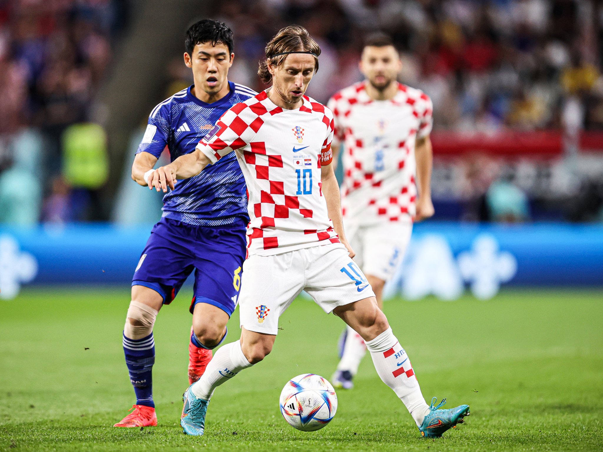 世界杯第一场加时赛，克罗地亚靠点球4：2胜日本，晋级8强