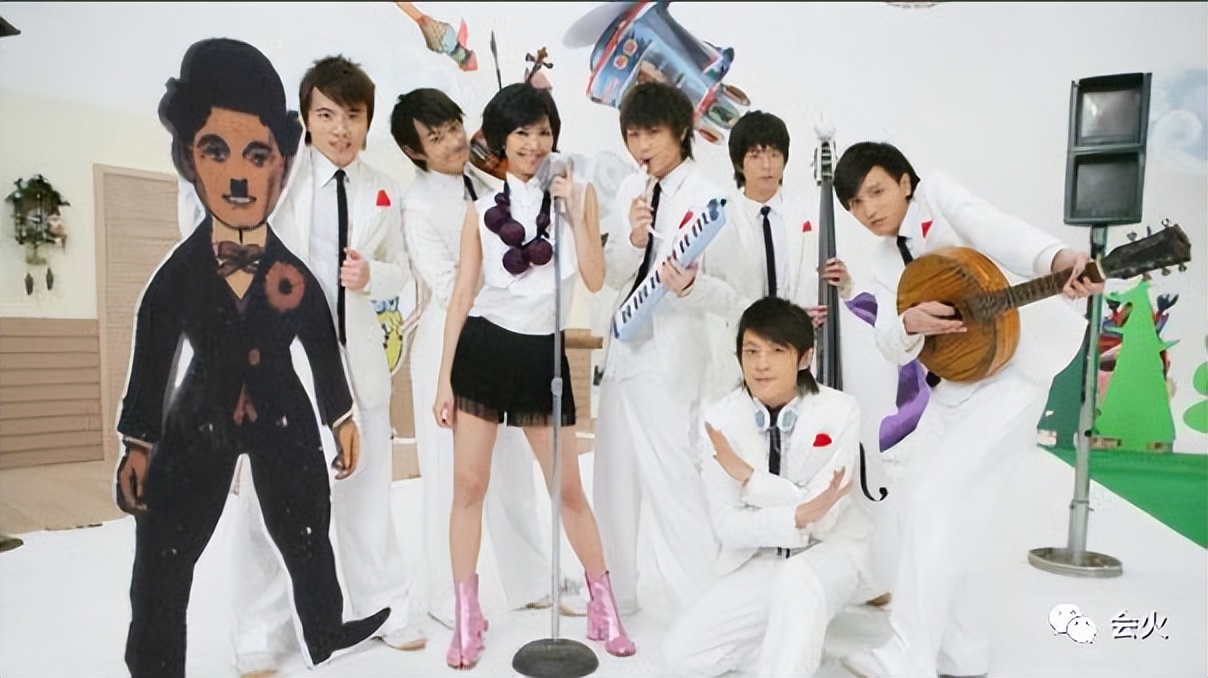 当年明明是顶流，怎么糊成这样了？