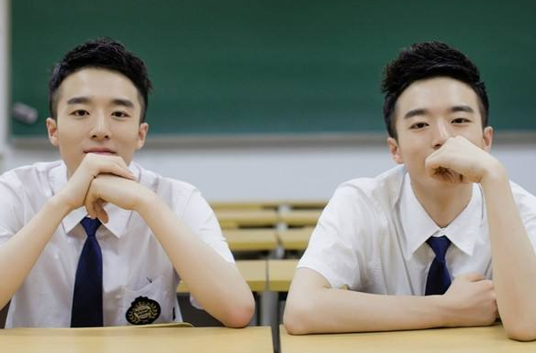 高考可以看旁边的吗（双胞胎外貌相似）