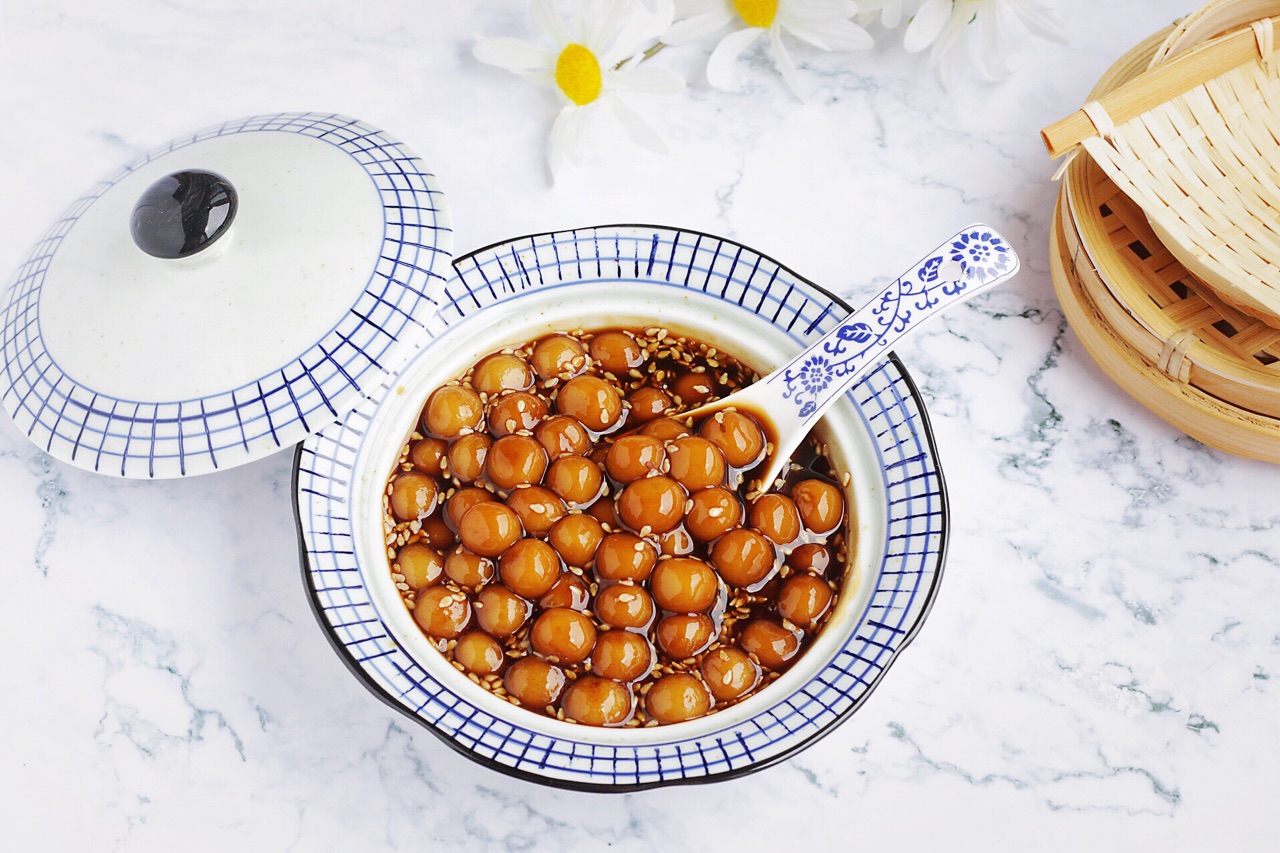 小圆子的做法(补气益血的红糖糯米圆子教会你)