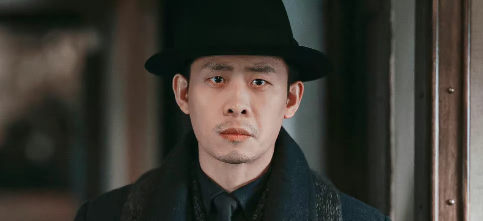 初见平平无奇，再见高攀不起的3位明星，凭实力完美逆袭